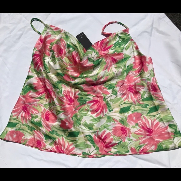 Lulus floral print cowl tank-medium-NWT - Picture 3 of 10